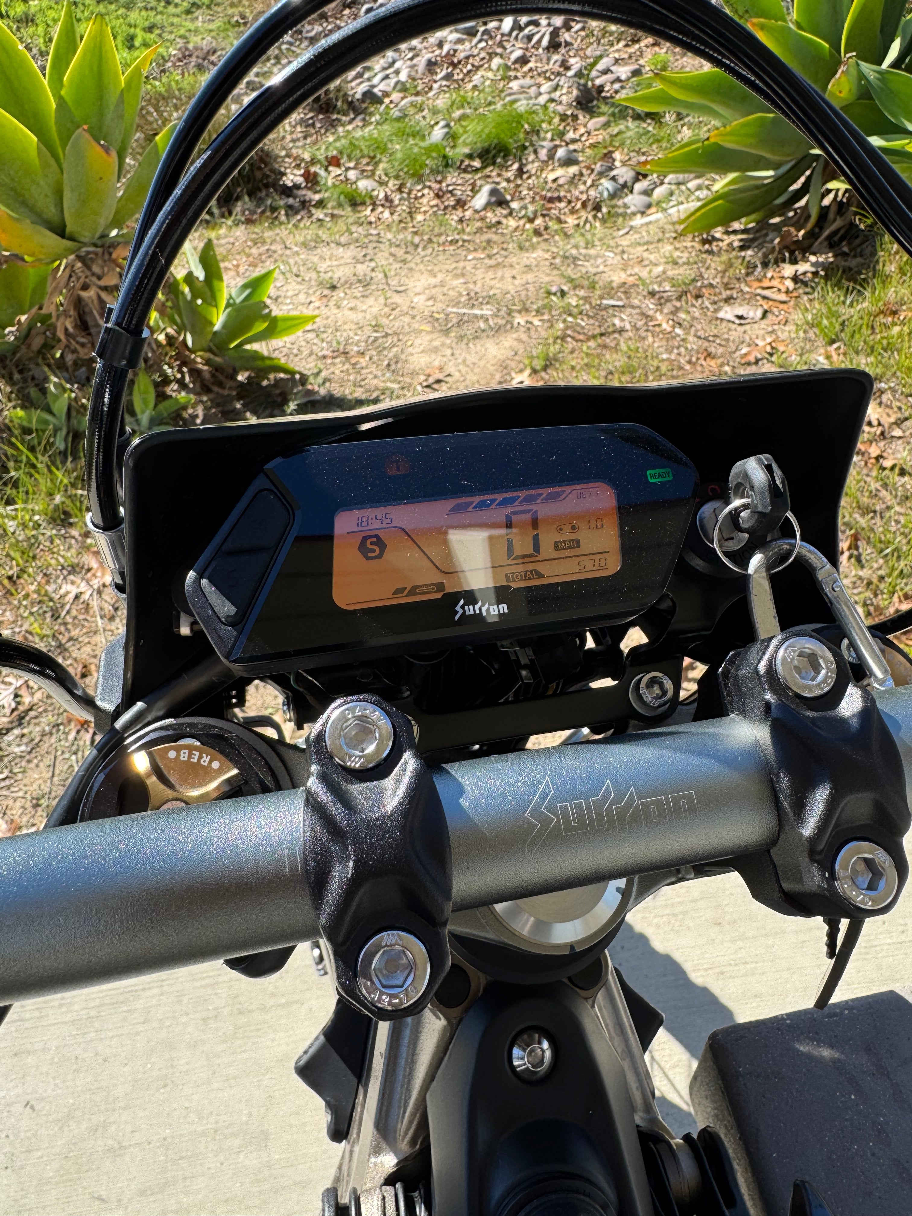 Surron Ultra Bee 2025